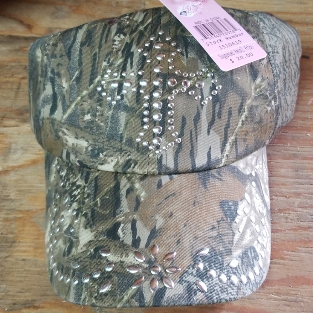 Camo hat